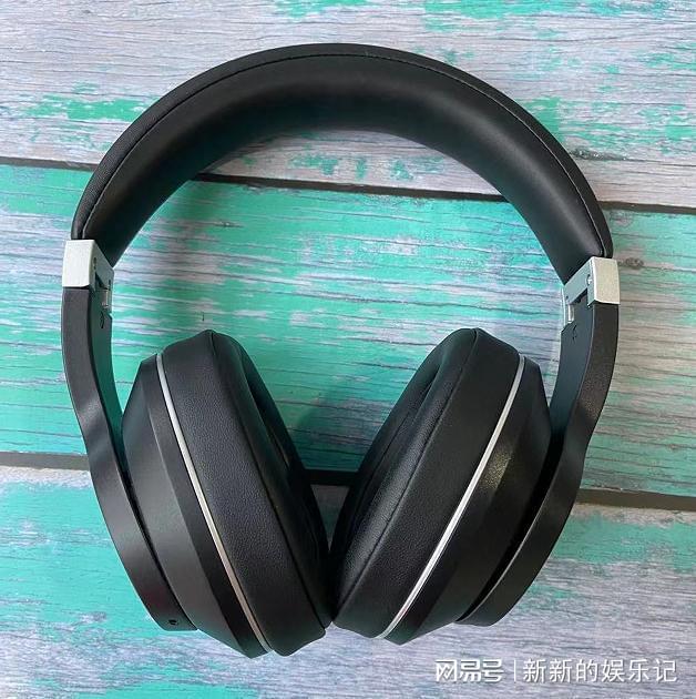 头戴降噪耳机舒适稳定龙8国际龙8网站3款